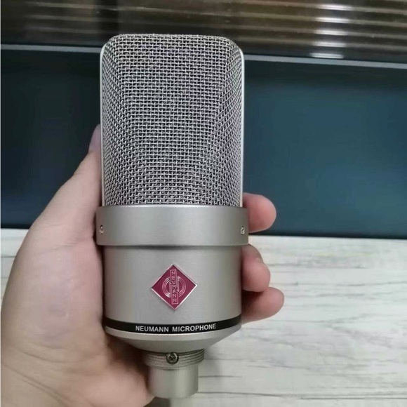 Microphone Neumann TLM 130 - Picture 2 of 3